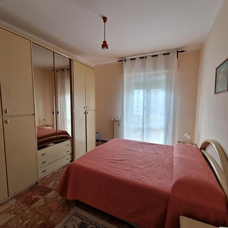 Ferienwohnung Casa Di Andreea E Bogdan Albenga Exterior foto
