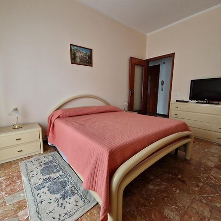 Ferienwohnung Casa Di Andreea E Bogdan Albenga Exterior foto